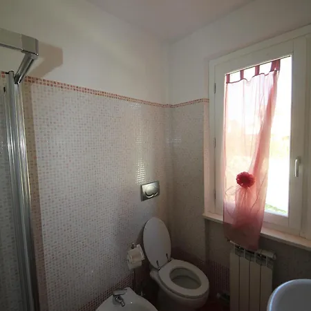 Trilocale Cod 200 A 300 M Dal Mare * Marcelli