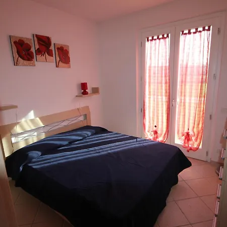 Dom wakacyjny Trilocale Cod 200 A 300 M Dal Mare Marcelli